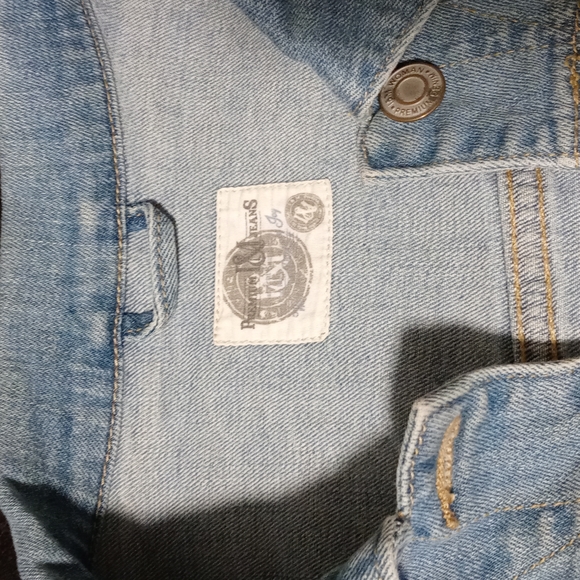 Denim crop jean jacket - Picture 6 of 7